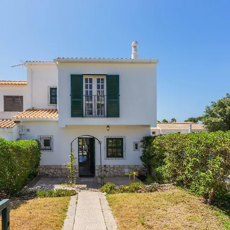 Roberts By Interhome Дом отдыха *