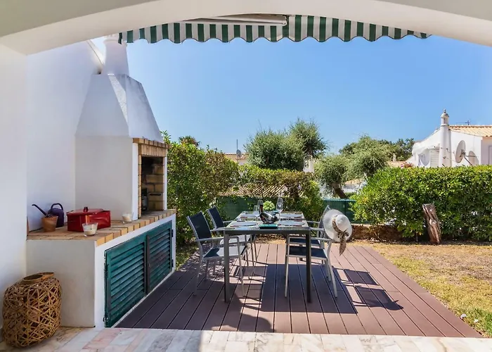 Roberts By Interhome *