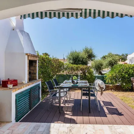 Roberts By Interhome *